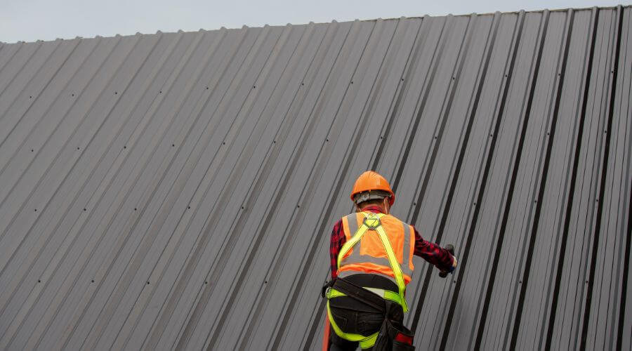 Professional residential roofers in Combined Locks, WI
